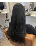 ヘアアンドリラクゼーション ジン(Jinn) オリーブアッシュカラー