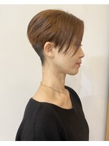 モリオ フロム ロンドン 成増店 【morio成増/一戸】大人かわいい刈り上げ耳かけショート