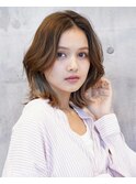 20代30代40代ひし形くびれミディアムレイヤー前髪なしベージュ