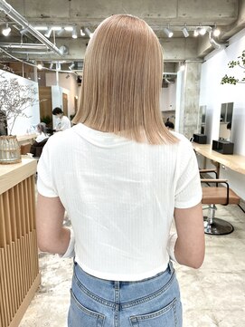 カシェル(cashel kishaba) ベージュ×切りっぱなし