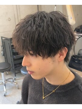 ゴート(GOATO) ショートマッシュ　ソフトツイスト　無造作