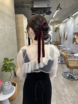 バド(bado) ヘアセット/お呼ばれヘア/パーティーヘア/カチモリヘア