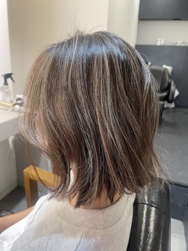 ハイライト/白髪ぼかし/グレージュ/ボブ