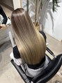 シキ 戸塚(Shiki.) ダメージレスで叶える艶ベージュ