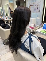 ケンジ 平塚 アネッタ(KENJE annetta)&nbsp;大人ハイライト／白髪ぼかしハイライト／ロング巻き髪