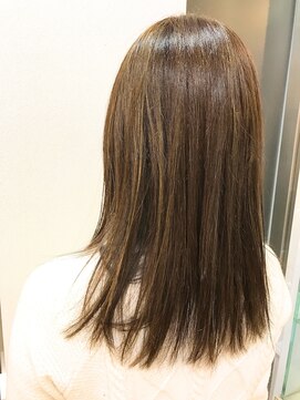 カール 鶴川店(K:R) 柔らかい印象のバレイヤージュカラー