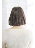 20代・30代・40代　モードに切り込み・ざっくりボブ