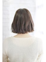 トランクイル サフリック(TRAN9UIL safric)&nbsp;20代・30代・40代　モードに切り込み・ざっくりボブ