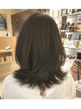 テラス アヴェダ 大丸心斎橋店(Terrace AVEDA) ミディアムスタイル