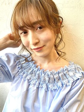 ヨナサン(Yona Saint) カジュアルヘアアレンジ。