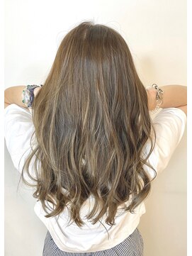 ジーナ 西荻窪(Zina) 【CELINE 西荻窪】大人かわいい★くすみベージュ