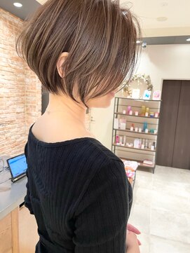 バンプ ギンザ(BUMP GINZA) 《30代40代》白髪ぼかしハイライト×前下がりボブ【イケダ】