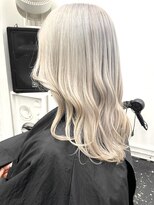 ココ 本八幡(KOKO)&nbsp;#黒髪#小顔#クラゲヘアー#オリーブグレー#ココアベージュ#美髪