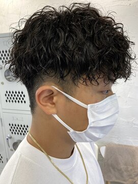 グッドタイムエフティフィフス 横浜西口(GoodTimes ft.fifth) ツイストスパイラルパーマ波巻きスパイラル刈り上げマッシュ