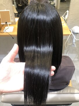 ルトラ(LUTRA) ベーシック縮毛矯正/ミディアム/刈谷