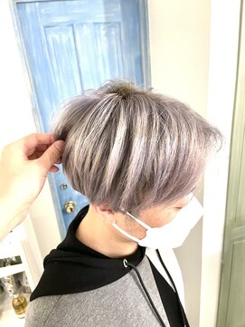 アトリエ ニノ 下北沢(atelier NINO) 刈り上げマッシュ/センターパート【atelier NINO下北沢】