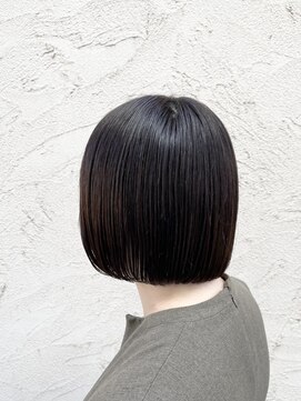 モップアップ(Mop up) ストレートボブ
