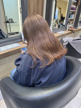 ケンジ 横須賀中央(KENJE) ミルクティーベージュ