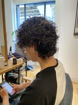 ルアウラフ(LUAU LOUGH)&nbsp;【YASU】グランジパーマ(波巻き)/Instagram-@yasu_lough_