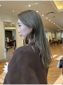 オリーブベージュ 明るめグレージュ ブリーチカラー 銀座 有楽町
