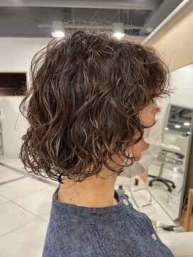 キーチェ 梅田中崎町(keych) レイヤーカット/ウェーブミディアム[中崎町/梅田駅］