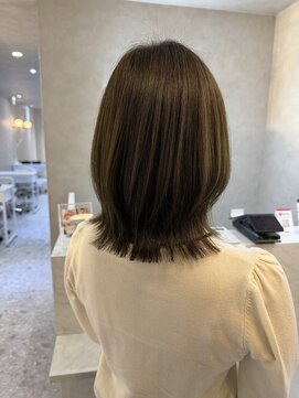 ジーナ 天神(Zina) [Zina福岡天神]髪質改善/黒髪/韓国ヘア/前髪/顔周り