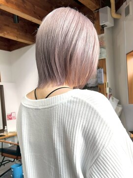 ラック 津田沼(LUCK) ホワイトピンク/ケアブリーチダブルカラーインナーカラー