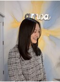 動きと抜け感◎ 顔まわりレイヤー