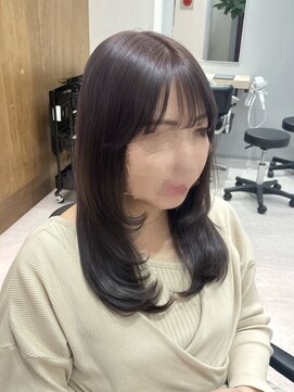 エレノア 新宿新南口(Eleanor) レイヤーカット＋ラベンダーグレー
