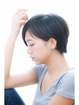 メルクマール(MERKMAL) ヘルシーな大人ショート。