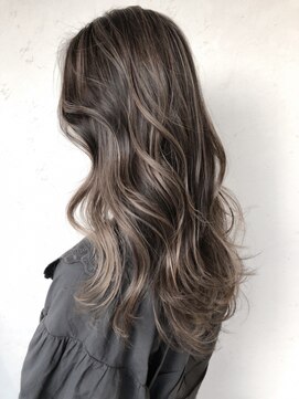 バーシャミ 博多(Baciami) ナチュラルハイライト【外国人風カラー】