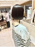 切りっぱなし大人ボブ　ショートヘア　チョコレート　モードヘア