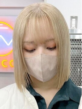 ウィコ 新宿(WICO) ホワイトブロンド[新宿駅/大人ガーリー/チョコレート/モード]