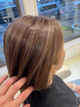 フォープレイス(FOUR PLACE) 脱白髪染め☆ハイライトカラー