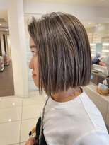 マージュ ギンザ(marju GINZA)&nbsp;ぱつっとボブに柔らかミルクティーハイライト