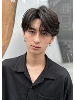 イヴォークトーキョーオーサカ(EVOKE TOKYO osaka)&nbsp;マッシュウルフ ニュアンスパーマ コンマバング