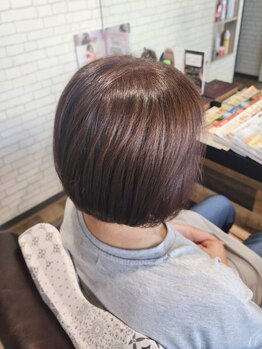 ミエル(Miel)の写真/髪と頭皮に優しい白髪染め♪大人女性の髪の悩みを解決し、理想の艶髪を実現いたします◎