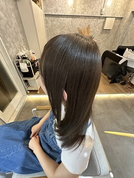 サーディースリーエーカーズヘアスタジオ(33Acers Hair Studio) カミシツカイゼン+水光カラー