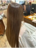 オリーブベージュ