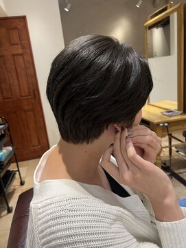 アマレット(Amaretto) アッシュ×ハンサムショート