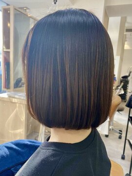 エミュ 伏見 国際センター(emu) コンパクトボブ/内巻きボブ/艶ボブ/ダークアッシュ/伏見