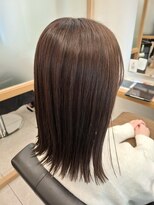 リュクスバトーバイトリコ 船橋南口店(Luxe BATEAU by tricot) アッシュブラウン