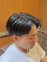 ヘアモード キクチ 銀座店&nbsp;銀座　理容室　センターパート　刈り上げ