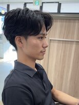 ギーク(Geek) 【Geek春日井】朝5分でキマるセンターパート