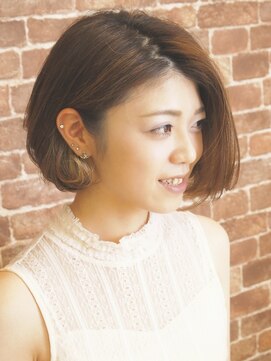 あだち美容室 宮の森店 【adachi-井上俊敬】フェミニンシュートボブ