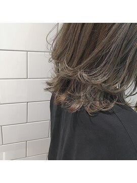 ホーミートウキョウ(HOMIE TOKYO) 渋谷 イルミナカラー×ケアブリーチ×ハイライト×TOKIO