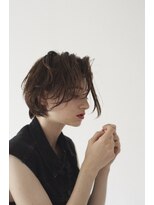 ピズム(PISM)&nbsp;リラックスフェミニン外ハネイメチェンボブ/フォギーベージュ