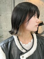 サクラ オモテサンドウ(SAKURA)&nbsp;インナーカラーベージュ　ボブ　ヘルシースタイル　表参道