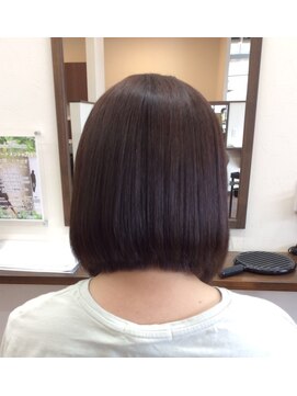 バンビ 本渡店(Bambi) 前下がりボブ