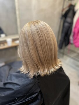 ルフレ 新宿本店2nd(Reflet) ブリーチカラー/ケアブリーチ/ベージュ